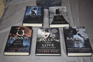 Fallen 1-5 series/set by Lauren Kate (ALL 1st Edition/First Print, hardcovers) - Imagen 1 de 14