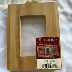 Walnut Hollow Small Solid Wood Frame for wall or tabletop 4x6 opening - Picture 1 of 2