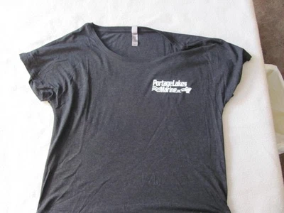 Женская футболка средний уголь говорит Portage озеро морской. Никогда не носились. - Изображение 1 из 4