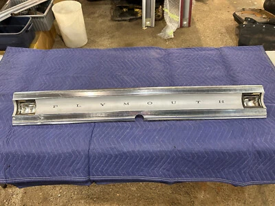 Plymouth Belvedere 1967 panel trasero satélite acabado maletero tapa moldura Foto 1 de 4