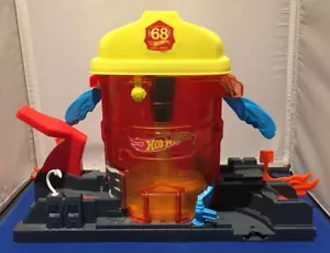 2019 Mattel Hot Wheels Spin City #68 Fire Department Car Spinner Tower ONLY - Picture 1 of 14