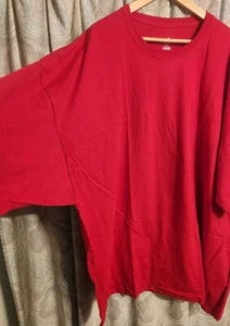 (2) Mens Hanes T-Shirt Short Sleeve Crewneck Pre Shrunk Cotton 5XL Red/Green - Picture 1 of 6