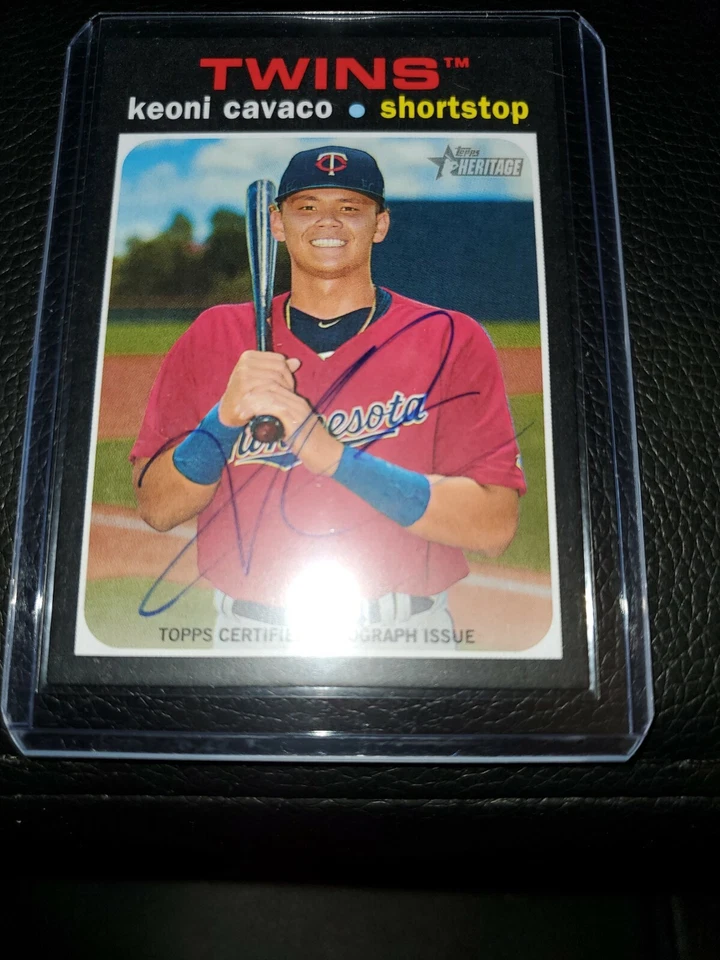 2020 Topps Heritage Minors Keoni Cavaco Auto Twins Autograph Card #ROA-KC OnCard - Image 1 of 1