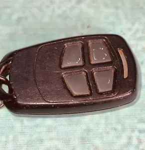 Telecomando portachiavi wireless quattro pulsanti ADT Honeywell Ademco 5834-4 USATO MOLTO - Foto 1 di 6