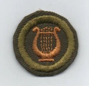 Music Merit Badge, Type E Khaki Narrow Crimped (1947-60), Lt-Use - Picture 1 of 1