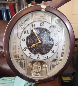 Seiko Melodies In Motion Clock. QXM491BRH 18 Melodies Works! Mechanical Movement - Picture 1 of 3