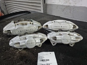 2014-2023 INFINITI Q50 SET OF AKEBONO BRAKE CALIPERS - Foto 1 di 12