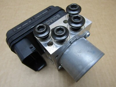 Yamaha XSR 900 ABS MTM 850 2018 1.738 millas módulo de control de bomba ABS (14052) Foto 1 de 4