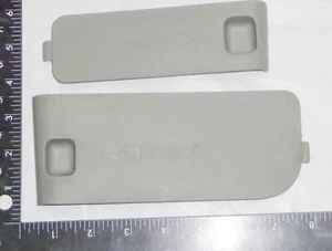 2005 - 2010 HONDA ODYSSEY FUSE BOX DOOR LID COVER SET OF 2 OEM - Light Gray - Foto 1 di 2
