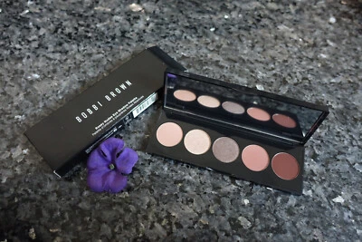 Bobbi Brown rosey nudes eye shadow palette new in box - Image 1 of 4