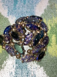 Unsigned Modernist D&E? Schreiner? Purple Navettes & Gold Tone Drops Brooch - Bild 1 von 22