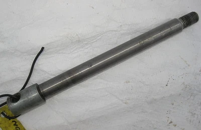 Eje de llanta de rueda delantera Honda 1971-1975 CB400 F CB 400 cuatro SL350 CB360 T Foto 1 de 4