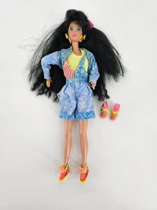 De colección 1990 Barbie All-American Kira Muñeca Mattel Original Conjunto de Pelo Zapatos Reebok - Imagen 1 de 3
