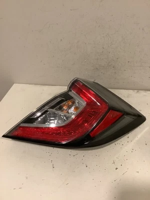 Luz trasera derecha para pasajero Honda Civic 2017-2021 hatchback OEM C28R-19065 TL Foto 1 de 4