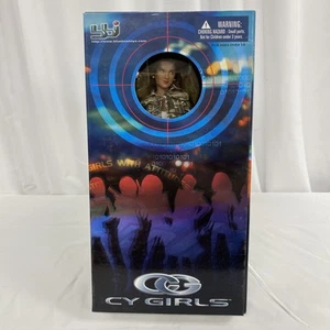 Blue Box Toys Takara 2000 Cy Girls Agent Kat. First In Series Of Cy Girls NIB - Picture 1 of 6