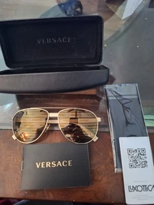 Occhiali da sole polari Versace bordati oro nero grigio scuro - Foto 1 di 6