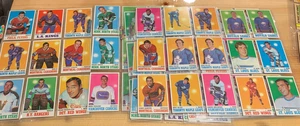 (90) Lote de tarjetas de hockey Topps 1970-71 estrellas, HOF'ers, Commons EX-EX+ nítidas - Imagen 1 de 9