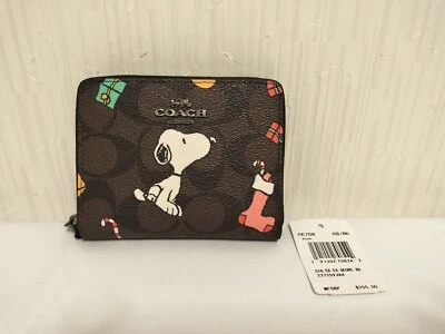 Cartera Coach CE708 Coach Peanuts pequeña con cremallera alrededor en lona exclusiva Snoopy Out Foto 1 de 4