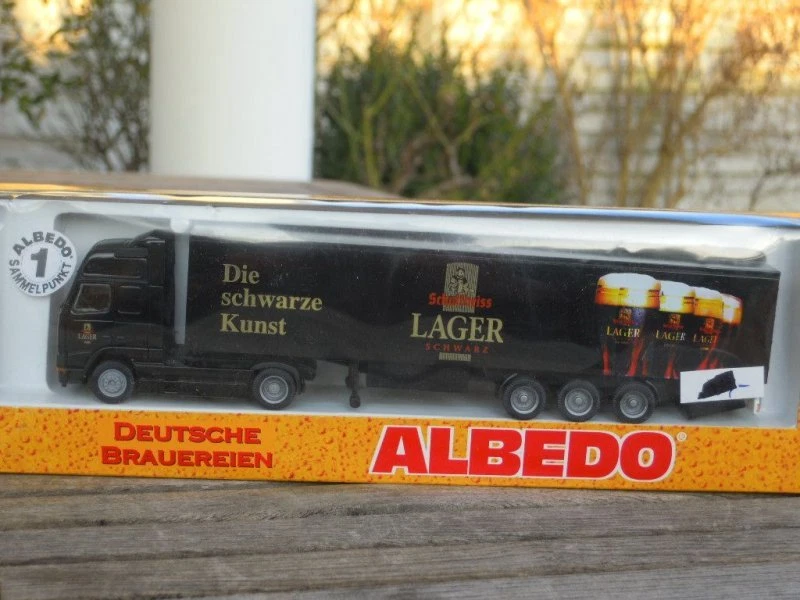 Albedo 320052 Volvo FH 16 Box Semi-Trailer Schultheiss Storage Black In OVP - Image 1 of 1