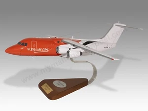 BAe 146-200 TNT Desk Wood Airplane New Model Large Scale 1/72 - Picture 1 of 12