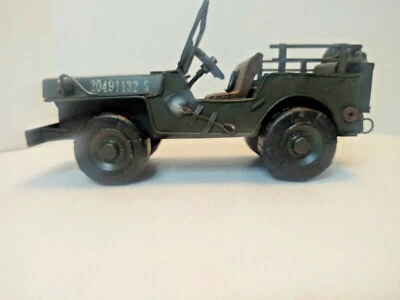  Réplica Jeep militar de la Segunda Guerra Mundial modelo de hojalata con caja de Leapers Inc. GIF-WW2JP1 Foto 1 de 4