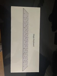 Apple Wireless Magic Keyboard MLA22LL/A SILVER A1644 - US English -New SEALED - Picture 1 of 2