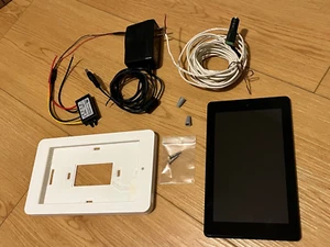 Amazon Fire 7 9th Generation with Wall Mount hardware and cables - Picture 1 of 6