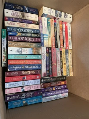 Vintage Romance Books Foto 1 de 4