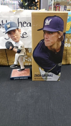 NIB 2011 ZACK GREINKE MILWAUKEE BREWERS BOBBLEHEAD SGA WHITE JERSEY 6/12/11 Cover