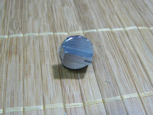 TOSHIBA RT-S653 DM-02 BOOMBOX GHETTOBLASTER PARTS: 1 X BALANCE, TONE, VOLU KNOB. - Picture 1 of 2