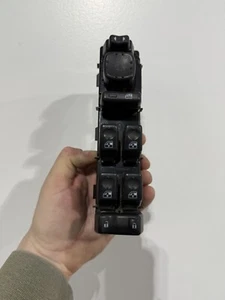 03-06 Tahoe Yukon Silverado Front Driver Door Window Control Switch OEM 10398564 - Picture 1 of 7