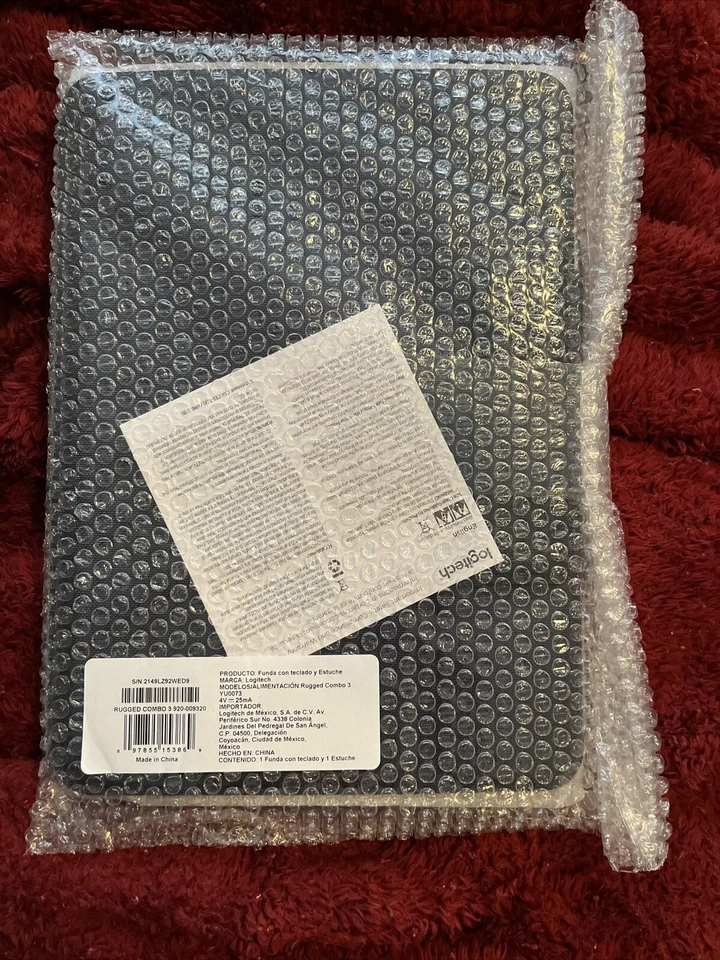 Logitech Rugged Combo 3 iPad keyboard case 7th 8th 9th generation - Image 1 of 3