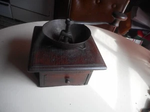 Antique signed J. Fisher "Warranted" Coffee Mill. Antique Coffee Grinder - Picture 1 of 8