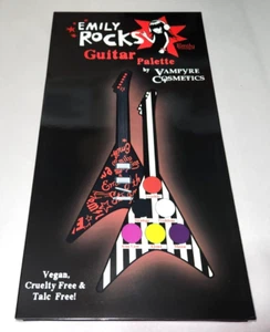 Emily the Strange Emily Rocks Gitarrenpalette Vampyre Kosmetik Make-up Set - Bild 1 von 3