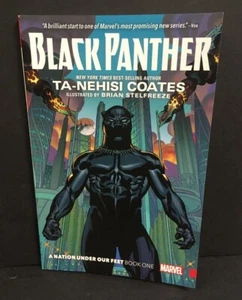 PANTERA NEGRA ""A Nation Under Our Feet"" Libro 1 En caja fuerte Cómics de Marvel Cubierta blanda - Imagen 1 de 12