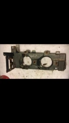 1970 年水星美洲狮大灯桶外壳 70 铸铝 — 第 1/4 张图片