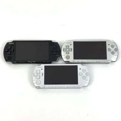 Sony PSP Console PSP-3000 Lot of 3 For Parts Repair Japan 9342 UG - Image 1 of 4