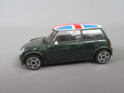 C201 Burago Cina Mini Cooper Verde Tetto Bandiera UK 1:43 - Immagine 1 di 4
