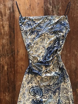 Vestido boho hippie vintage años 90 Y2K City Triangles azul y beige terroso hermosa tela Foto 1 de 4