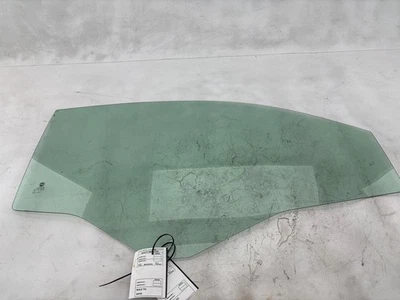 Vidrio ventana puerta delantera derecha FIAT 500 12-17 OEM Foto 1 de 4