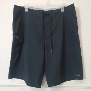 Oakley Boardshorts Para Hombres 36 Bañador Surf Natación Playa Logo Ajuste Solar Todo Negro - Imagen 1 de 14