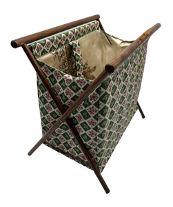 Cesto vintage cucito/maglia artigiani caddy legno telaio pieghevole stampa floreale ottimo stato - Foto 1 di 16