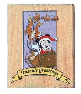 Mickey’s Weihnachtsschlitten Mickey Mouse Season’s Greetings Holz Stempel - Bild 1 von 5