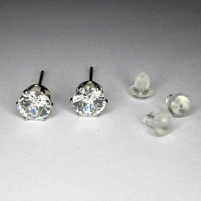 Fabuloso par de aretes ardientes redondos de circonita cúbica de 6 mm de acero quirúrgico Foto 1 de 4