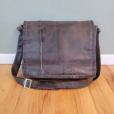 Visconti Messenger Bag Brown Distressed Leather Crossbody Laptop School Work Bag - Image 1 of 4