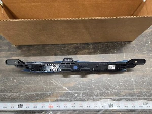 2021-2023 YUKON, TAHOE, SUBURBAN, HIGH MOUNT TAIL LIGHT (86805189) - Picture 1 of 2