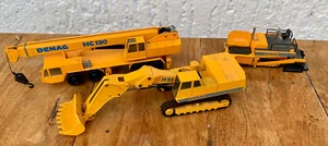 Veicoli da costruzione NZG 1:50 Demag con escavatore H51, gru mobile HC130 + DF 120 C / collezione - Foto 1 di 17