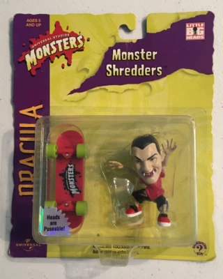 De colección 1999 Universal Studios Monsters Monster Shredders Drácula nuevo en tarjeta Foto 1 de 2