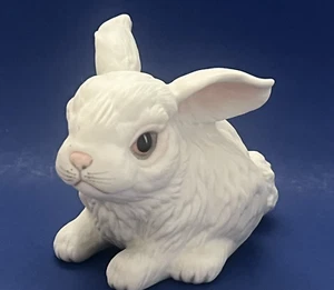 Boehm Edwatd Marshall White Bisque Porcelain 'Rabbit at Rest' Figurine USA 40087 - Picture 1 of 13