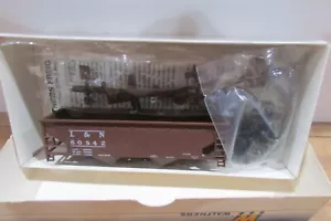 HO Scale Walthers 932-2956 36' Offset Hopper L&N #60842 - Picture 1 of 2